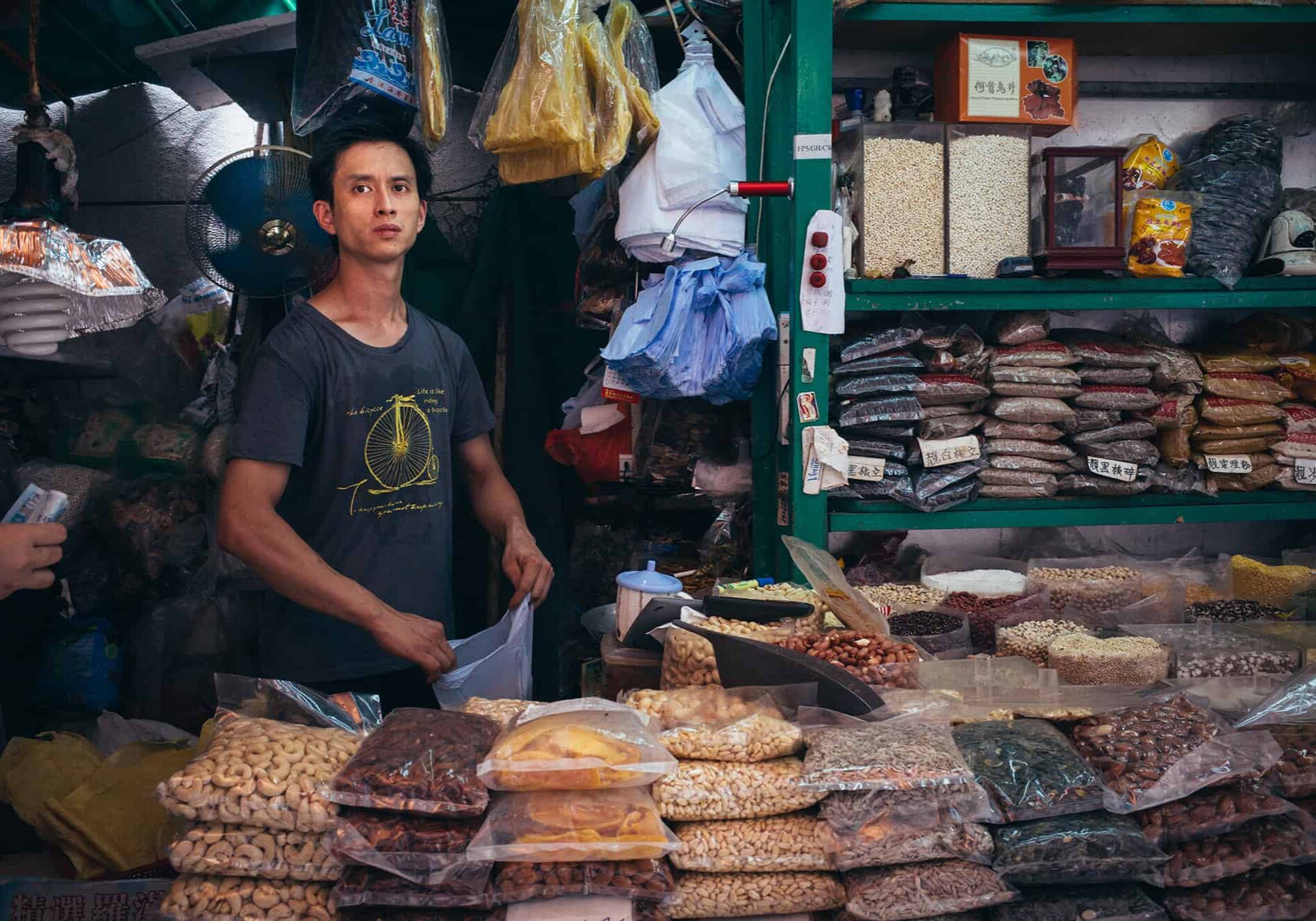 wellness-old-shops-nuts-2000